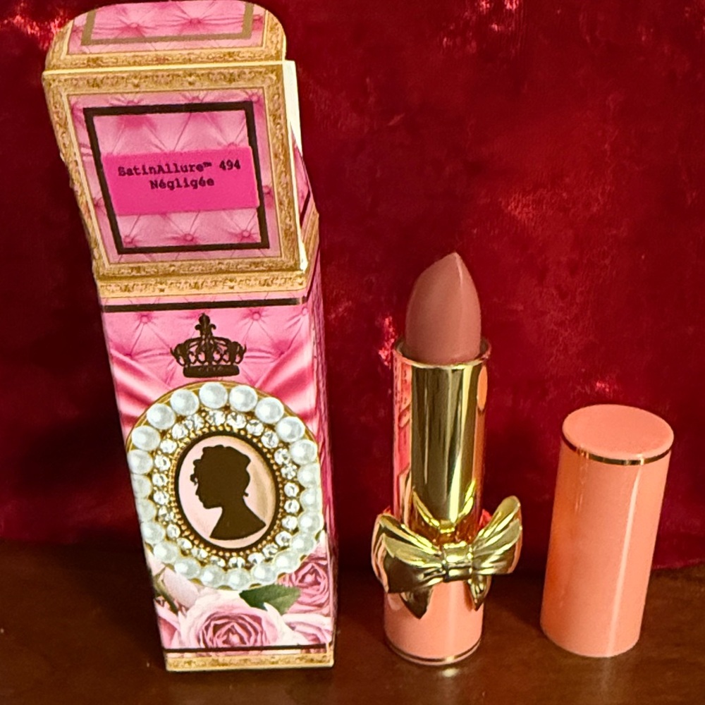 PatMcGrath SatinAllure Satinallure Negligee Lipstick - Soft Pink new in box